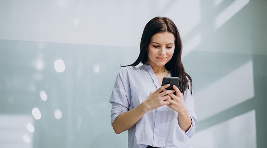 Canales disponibles para contactar con Clínica Osten